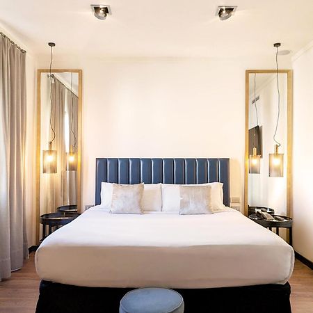 Отель La Franca Travellers Adults Only Барселона Экстерьер фото